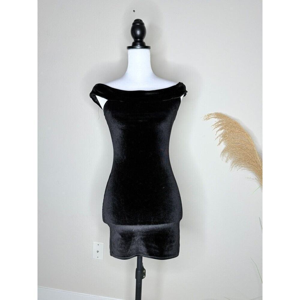Urban Outfitters Off the Shoulder Bodycon Mini Dress Black Velvet XS-TP VTG Y2K - Picture 2 of 6